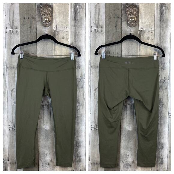 NOBULL Crop Low Rise Leggings in Army Green Size Medium. - Picture 7 of 10